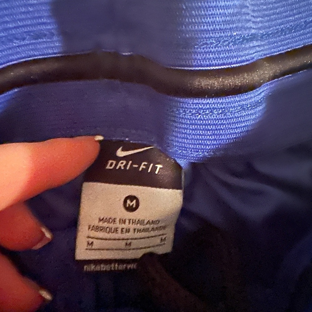 Meduim nike elite basketball shorts